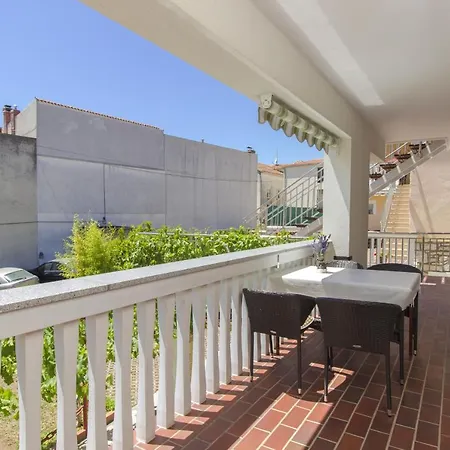 Konta Center * Vodice