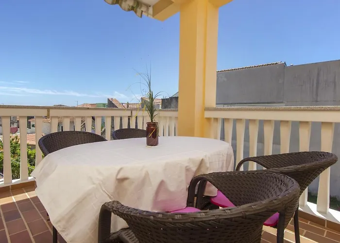 Apartman Konta Center *